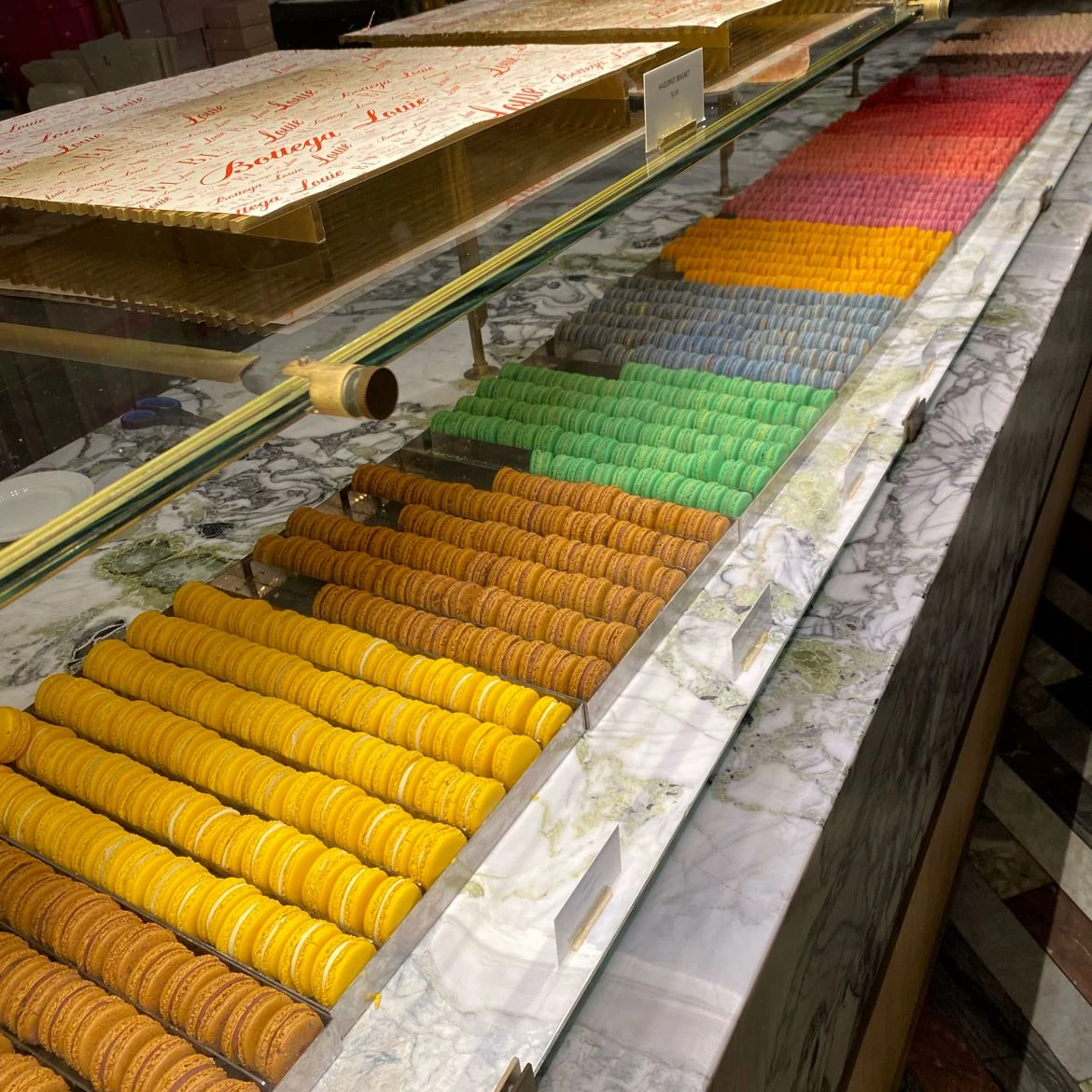Colourful macarons